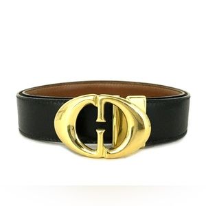 Women’s Gucci Black Leather Belt Gold Buckle Size 70-28